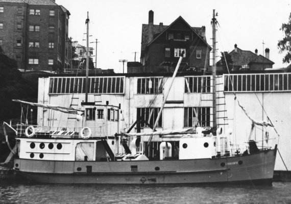 HMAS Chinampa was used primarily for general harbour duties in Darwin.