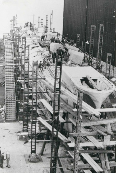 Oxley under construction, 23 August 1965.