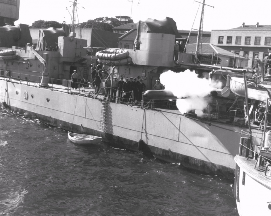 Anzac alongside Garden Island, Sydney conducting torpedo trials