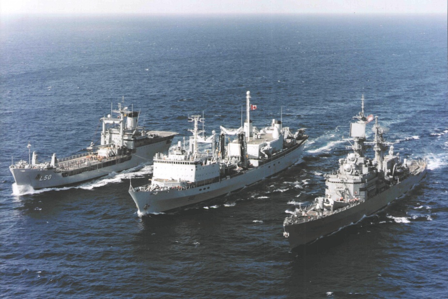 Tobruk in company with HMCS Preserver and USS William H Standley in waters off Mogadishu