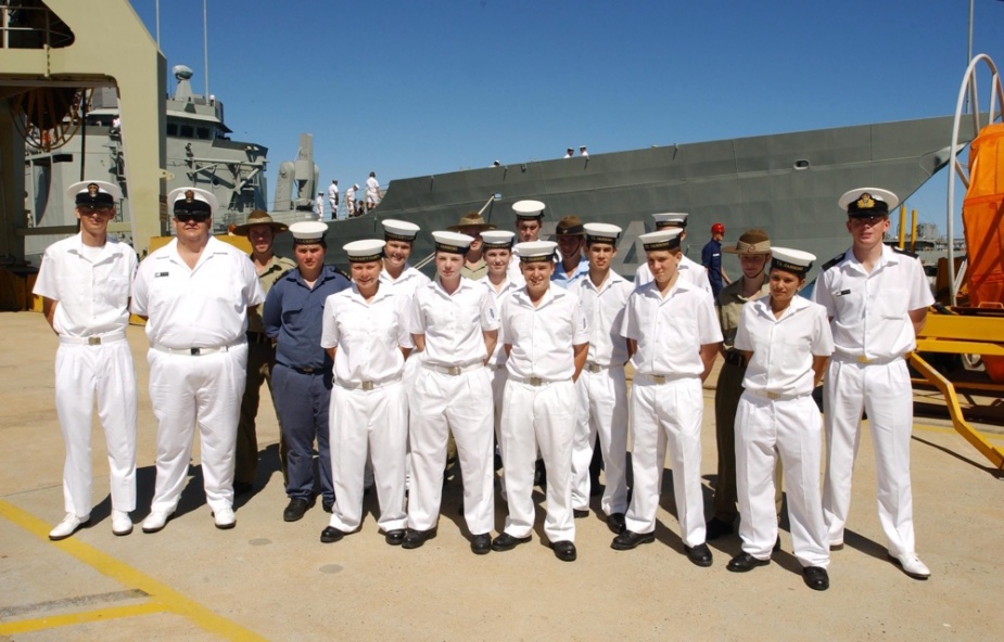 HMAS Perth Cadets on board HMAS Darwin for sea ride experience. The Cadets and Senior Cadet Officers gather for a group photo prior to boarding the HMAS Darwin, 7 April 2006.
