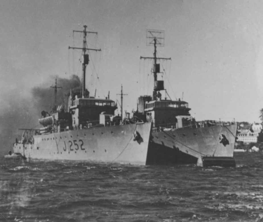 HMAS Echuca anchored in Sydney Harbour alongside one of her sister Australian Minesweepers.