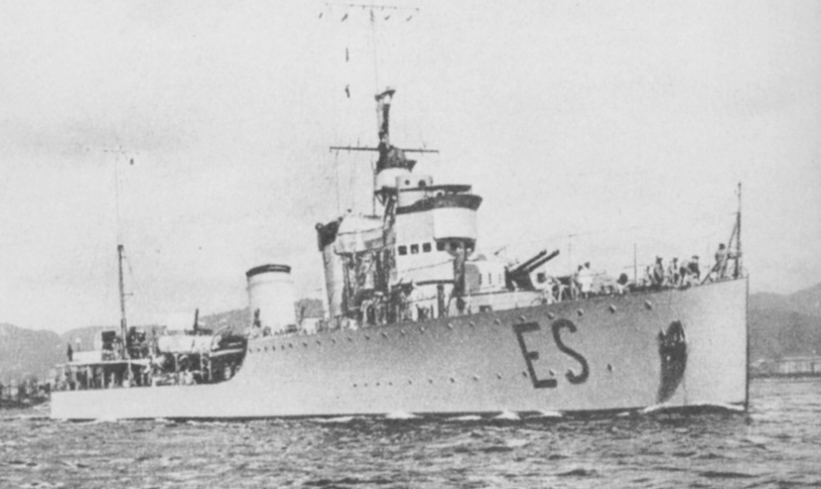The Italian destroyer Espero.