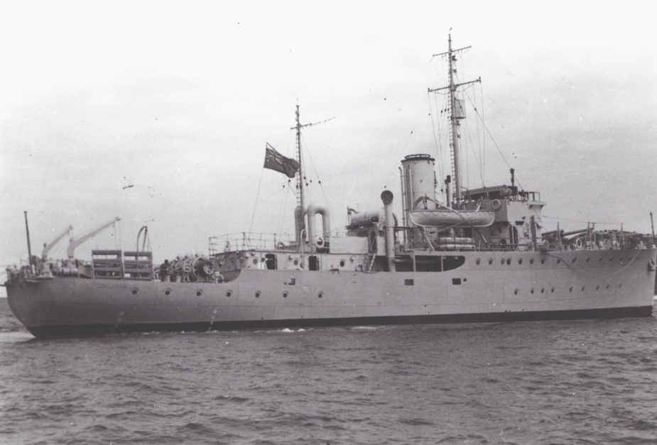 HMAS Goulburn decommissioned on 27 September 1946 after steaming 165,000 miles for the Royal Australian Navy