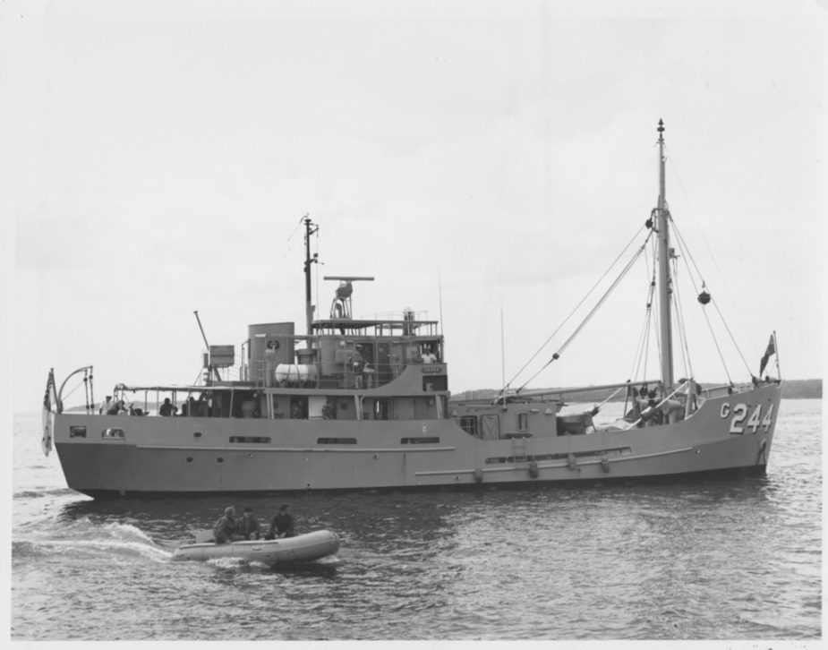 HMAS Banks at anchor in South Australian Waters