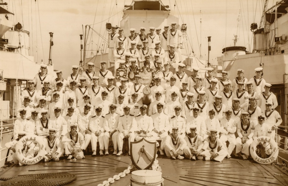 HMAS Vendetta's ship's company prior to her decommissioning on 1 June 1938.