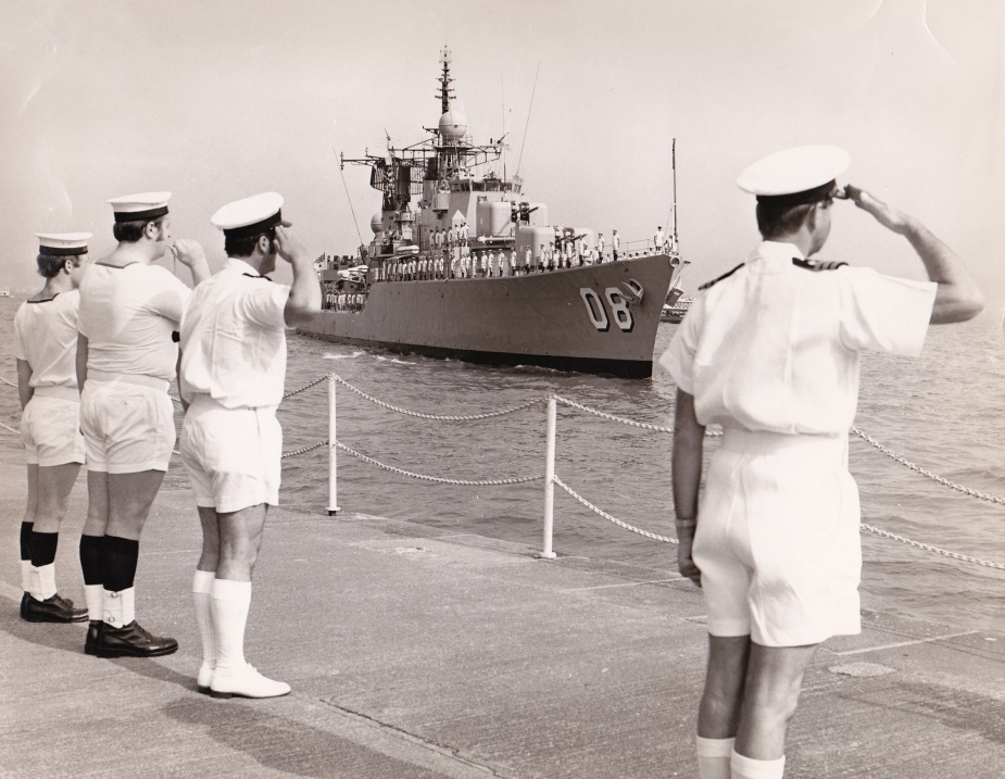 The Commander of HMS Tamar takes the salute as HMAS Vendetta arrives in Hong Kong for a 13 day visit.