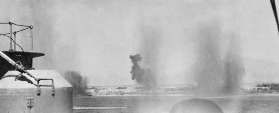 Hobart under aerial attack during the evacuation of Berbera.