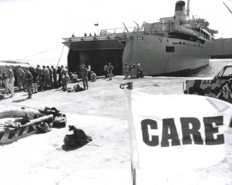 HMAS Jervis Bay arrives in Mogadishu on 14 January 1993 where she was met by representatives of CARE Australia, the United Nations and an Australian advance party.