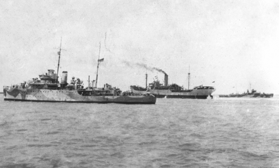 HMAS Swan, USAT Mauna Loa and HMAS Warrego at Darwin, just prior to the raid of 19 February 1942.