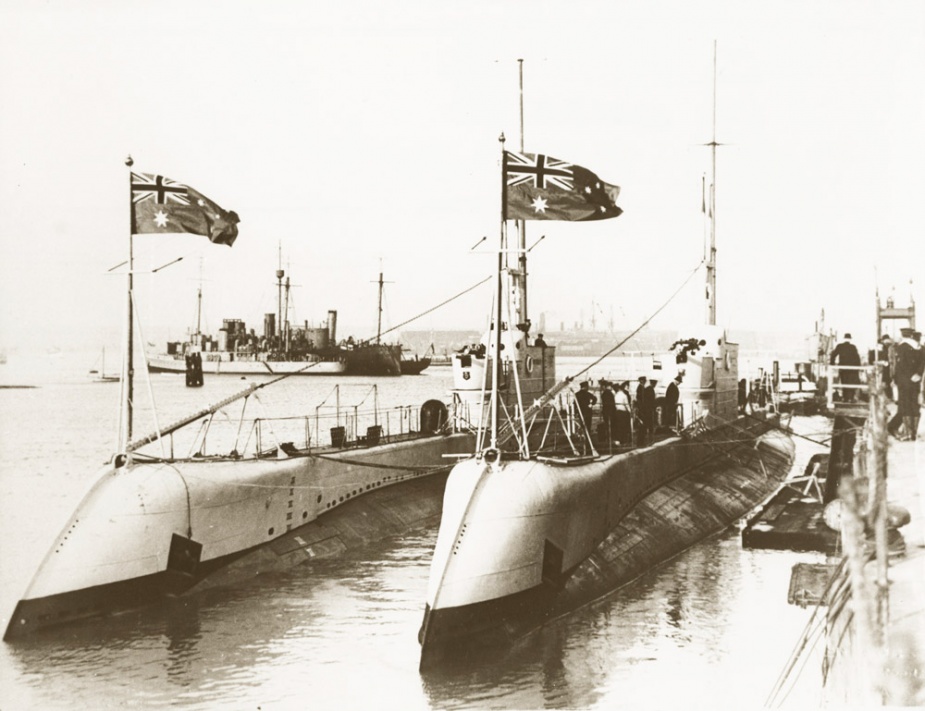 HMAS Oxley alongside her sister ship HMAS Otway