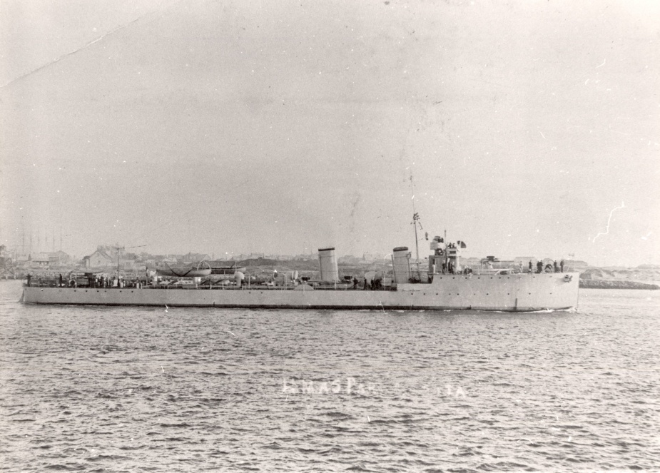 Parramatta leaving harbour, circa 1913-14.