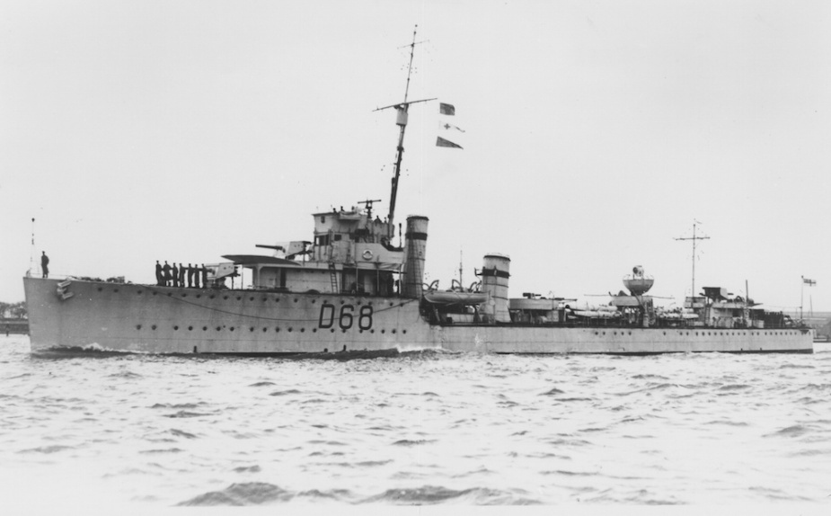 Vampire entering Malta during her time in the Mediterranean.