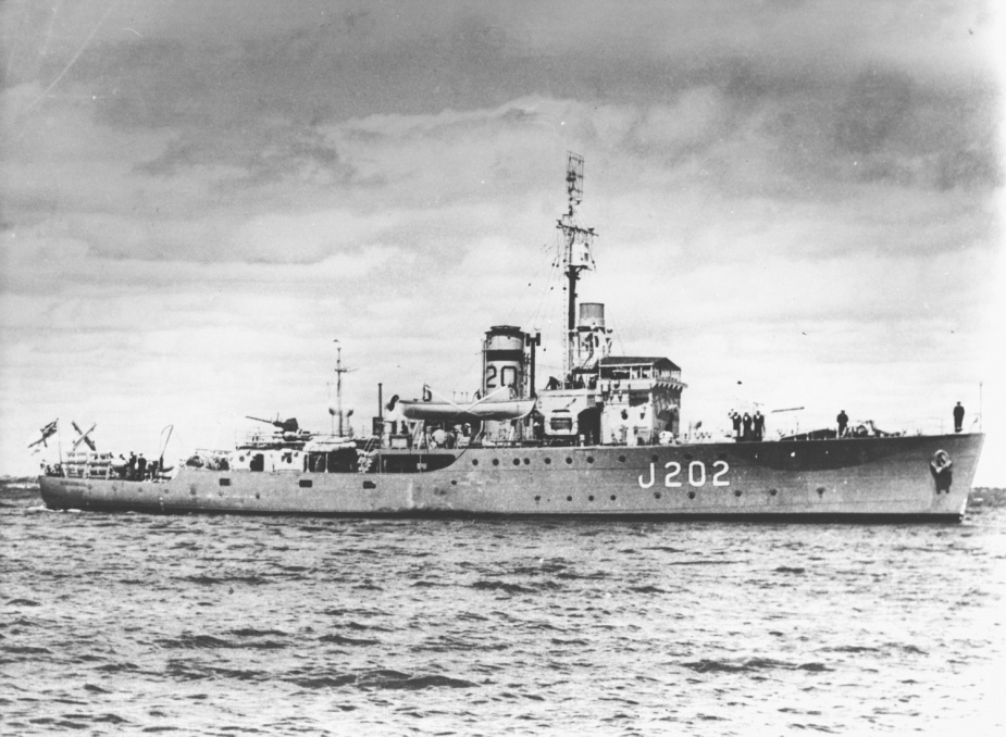 Warrnambool as she appeared when part of the 20th Minesweeping Flotilla.