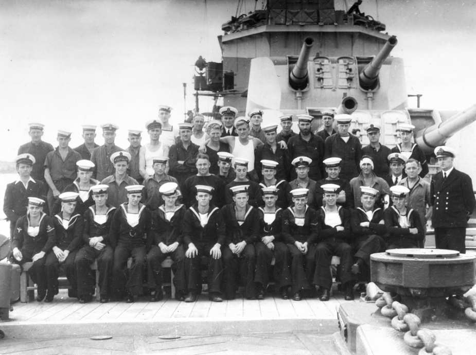 HMAS Waterhen survivors on HMAS Perth in Fremantle, circa August 1941.