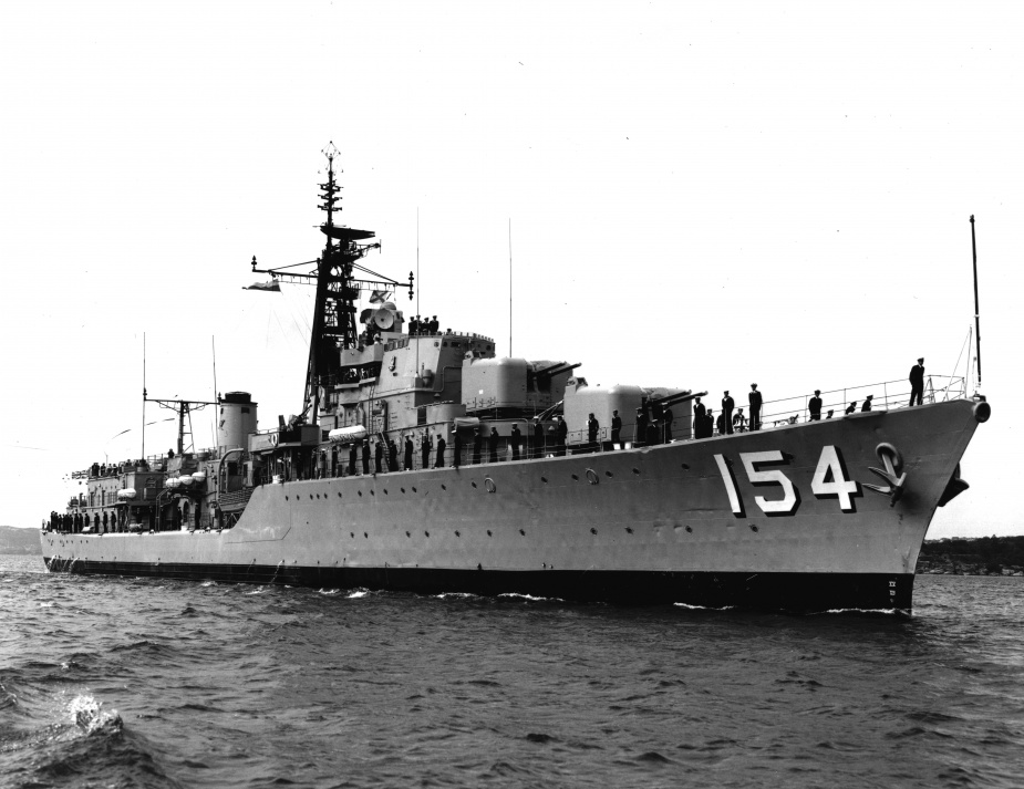 HMAS Duchess enters Sydney Harbour for the last time flying her decommissioning pennant.