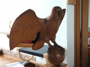 This wood-carved Kea was a gift to the Chapel from the RNZN.