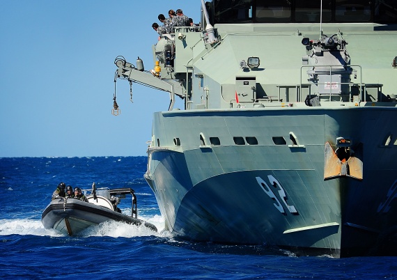 HMAS Wollongong deploys her RHIB off the coast of Cairns during a Minor War Vessel Concentration Period.