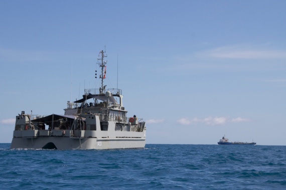 HMAS Shepparton conducting the Torres Strait Survey.