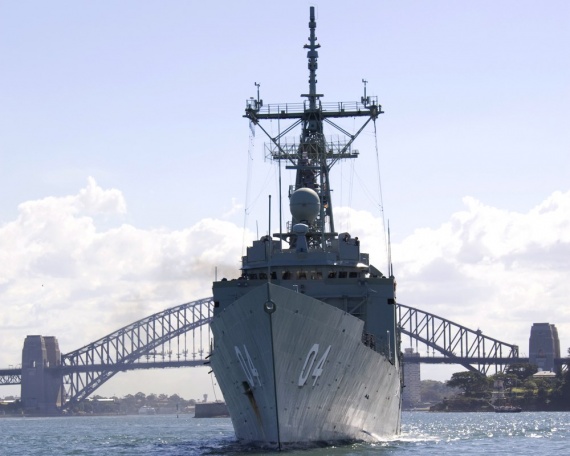 HMAS Darwin departs Fleet Base East, 15 March 2010.