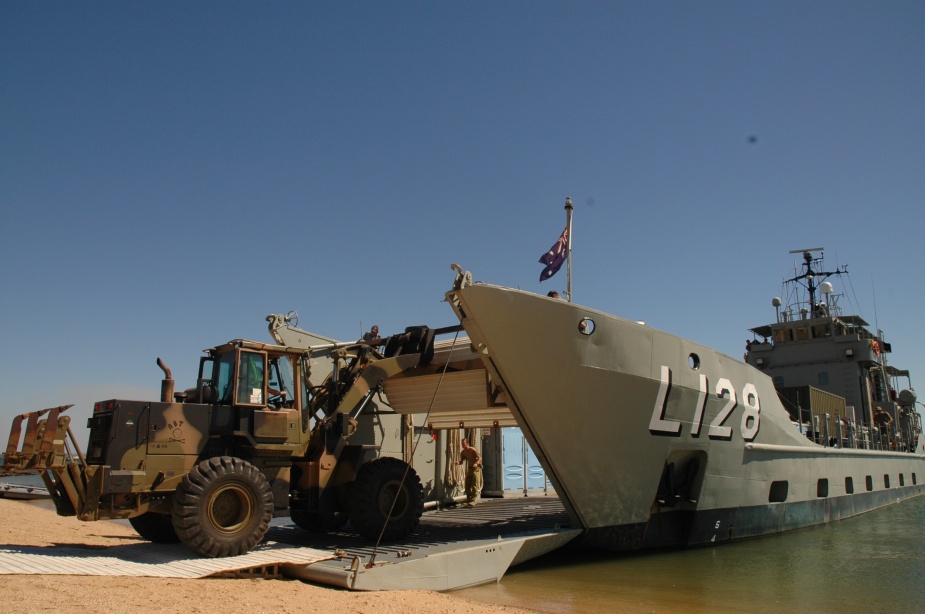 HMAS Labuan unloading Army vehicles at McGowan's Beach near Kalumburu, Western Australia, May 2008.