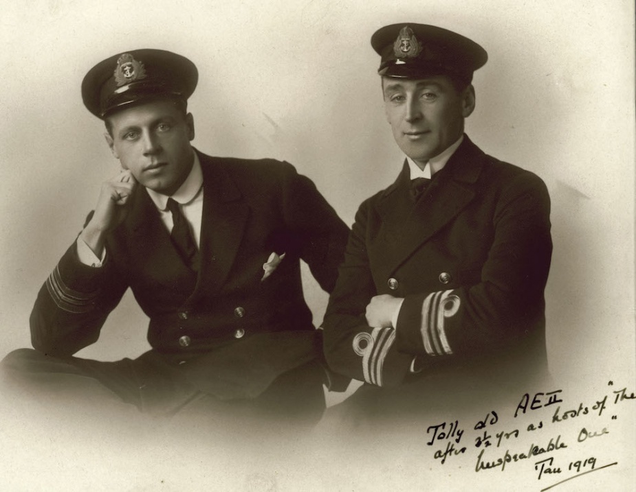 Lieutenant Commander Haggard, AE2's Executive Officer with Lieutenant Commander Stoker, AE2's captain, following their release from Turkish captivity. (ANMM)