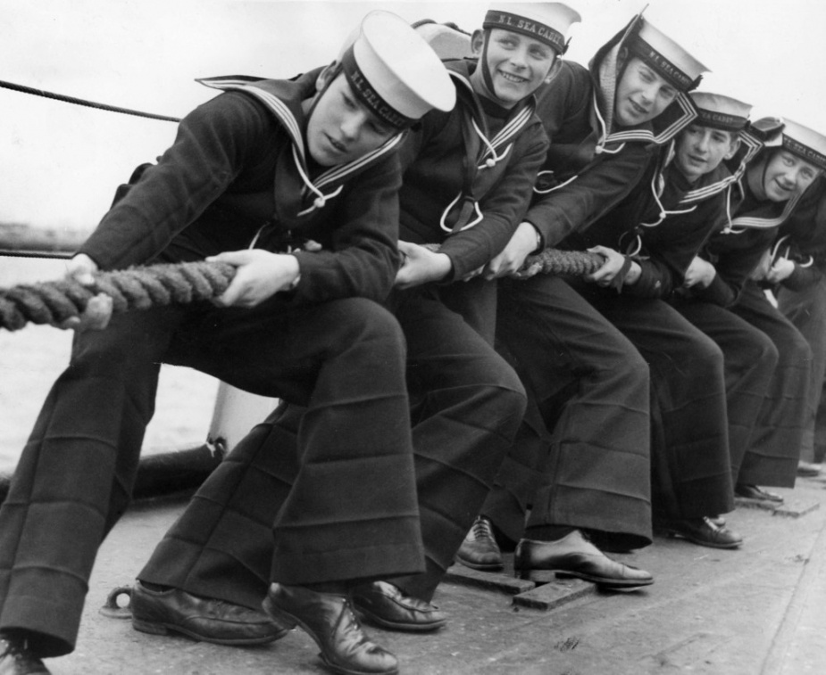 Sea cadets help berth Gladstone at Station Pier, Port Melbourne, Victoria. (Argus Newspaper Collection of Photographs, State Library of Victoria)