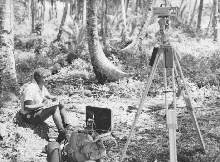 Clifford Olisukulu (SIHU) observing at Marau Sound, 1982.