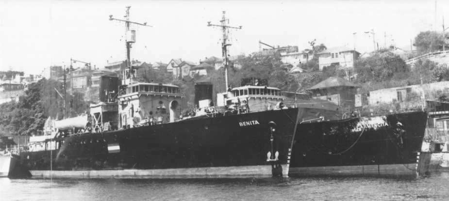 Many of the Bathurst Class corvettes were sold for commercial use after the war. Here the former HMAS Goulburn (Benita) can be seen outboard of Ballarat, which was renamed Carmencita.