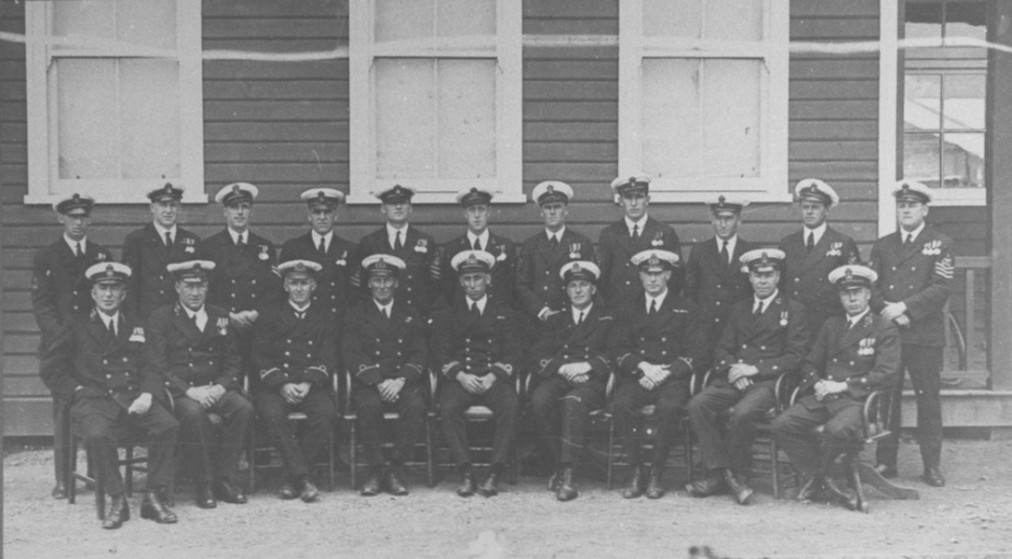 Lieutenant HML Waller (centre) when Officer in Charge of the RAN Signals School in 1927.