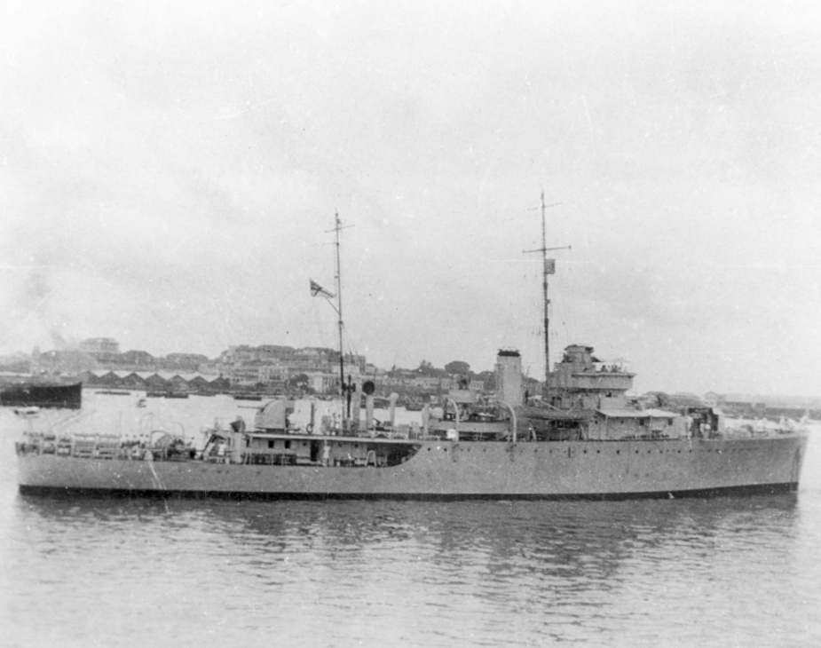 HMAS Parramatta in Colombo, July 1940.