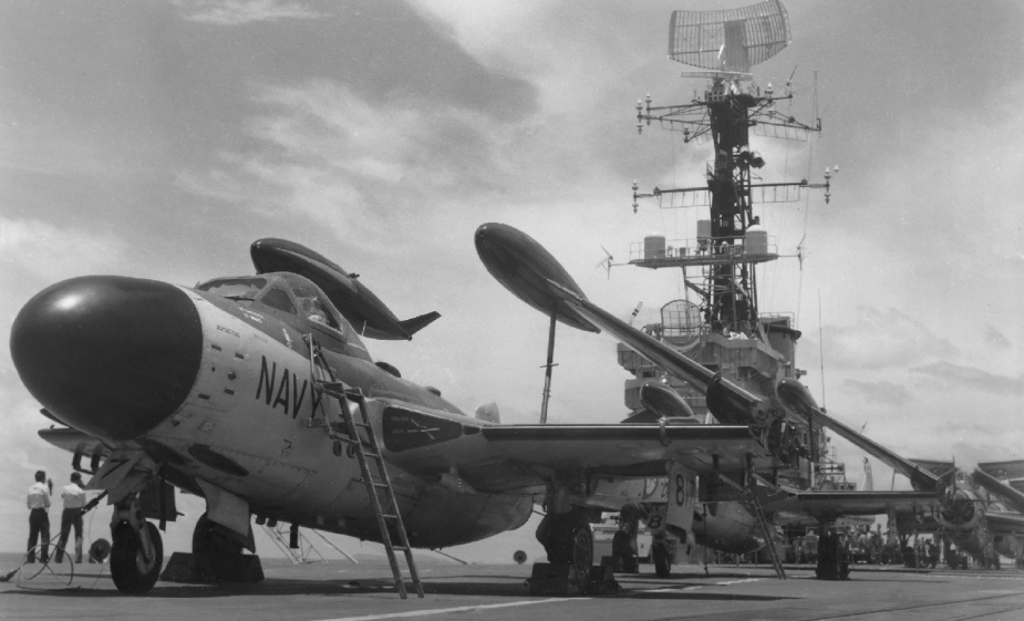 A Sea Venom fighter on the flight deck of HMAS Melbourne (II).