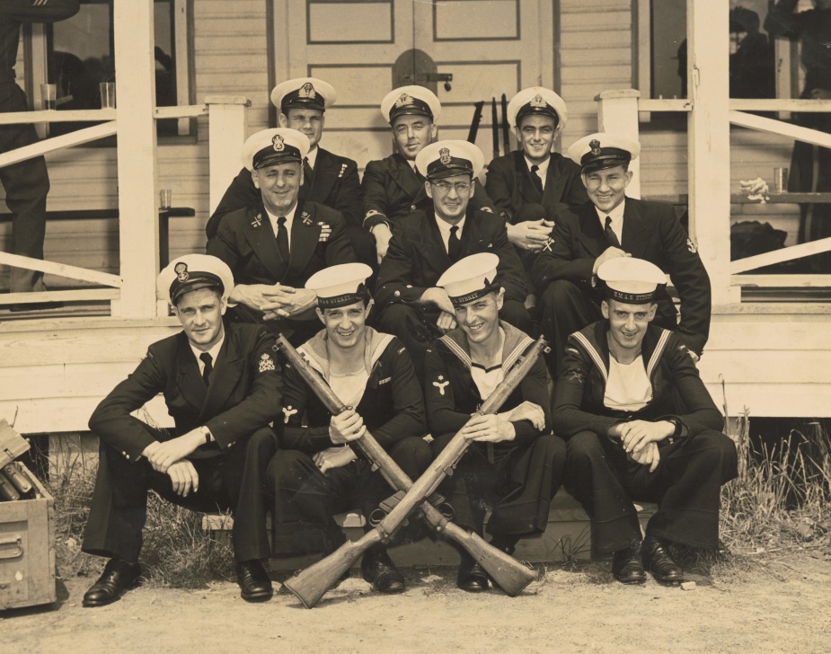 Sydney's rifle team was able to show off their prowess during the ship's visits to Halifax and Baltimore. (Robertson Collection)