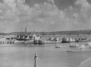 RAN ships in reserve at Village Point, Watsons Bay, Sydney, NSW, circa 1948. The corvettes HMAS Kapunda, HMAS Strahan and HMAS Colac are present in this image. (AWM 304877)